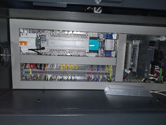 Άκαμπτη μηχανή 27pcs/Min 890kg H2100mm κατασκευής κιβωτίων εγγράφου