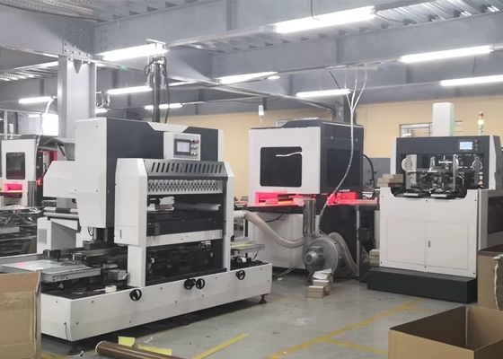 LS-300B αυτόματο κουτί από χαρτόνι που κατασκευάζει τη μηχανή hardcover που κατασκευάζει το κιβώτιο συσκευασίας μηχανών που κατασκευάζει τη μηχανή